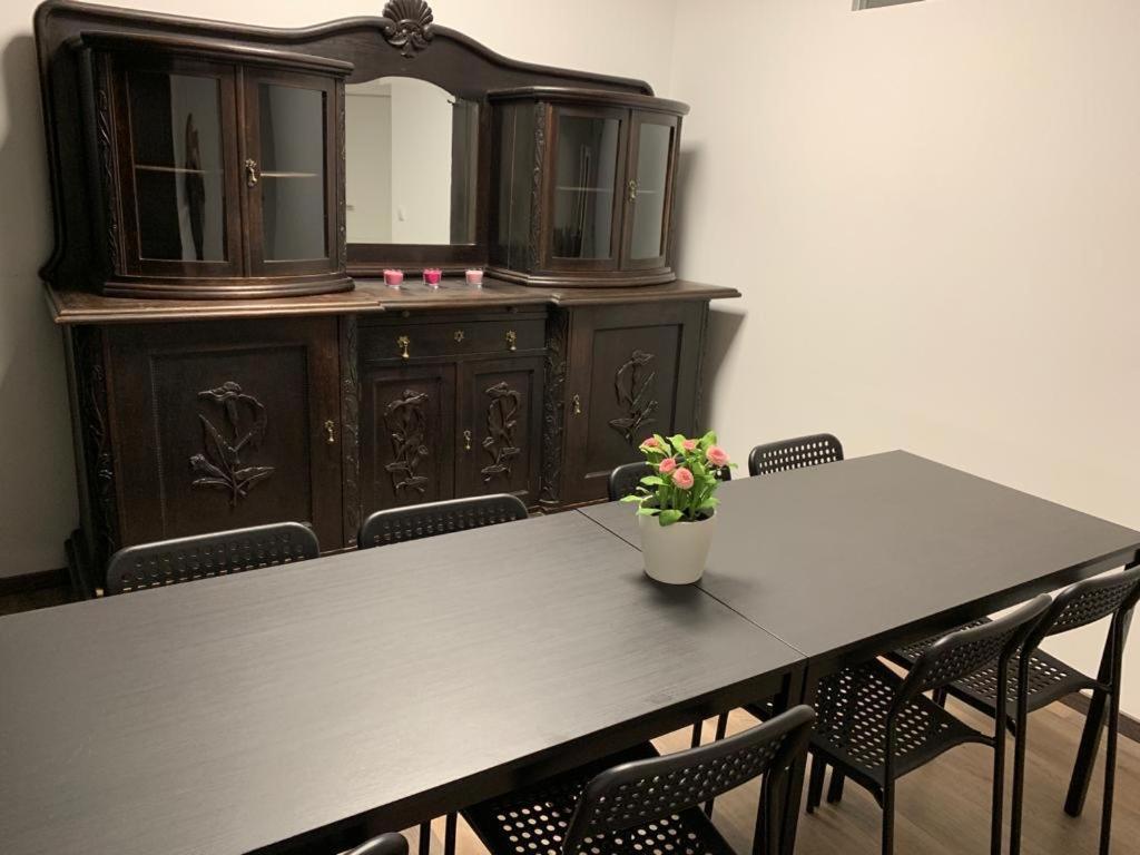 Lovely Share Apartment Aachener Weiher Кёльн Экстерьер фото
