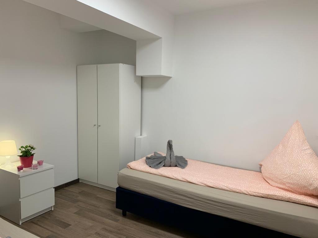 Lovely Share Apartment Aachener Weiher Кёльн Экстерьер фото