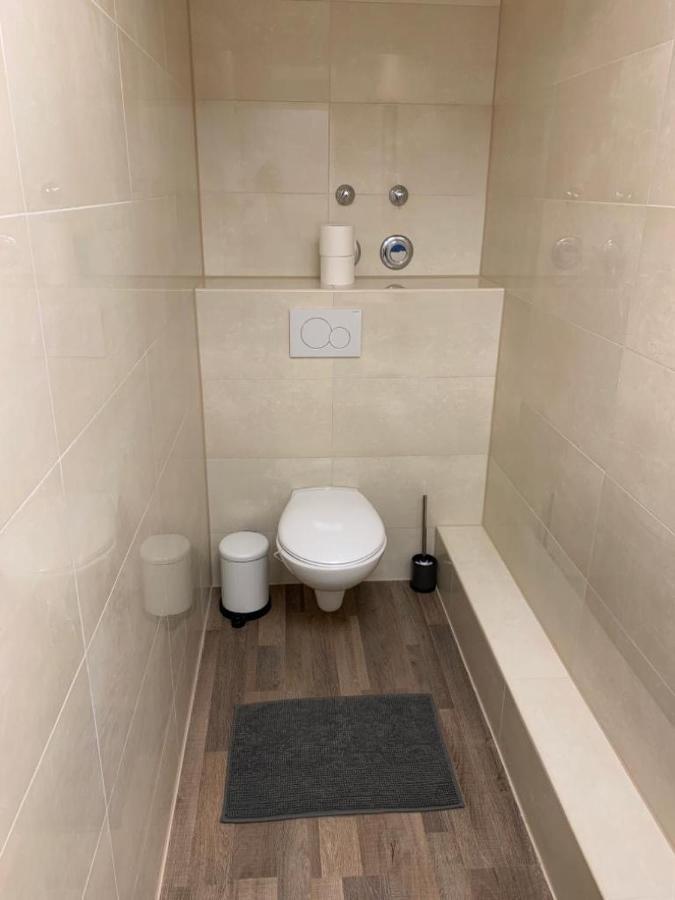 Lovely Share Apartment Aachener Weiher Кёльн Экстерьер фото
