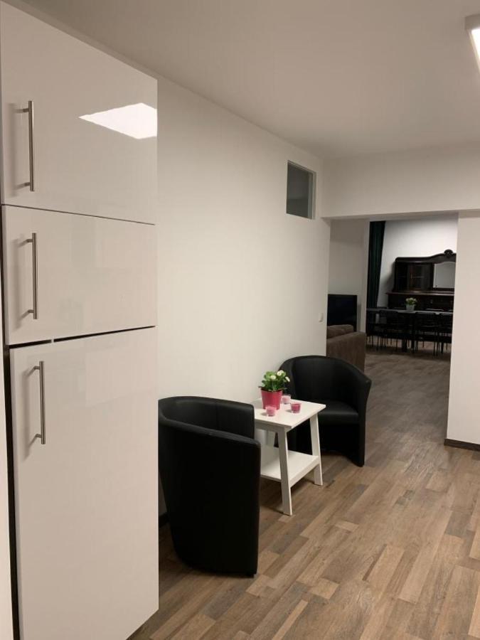 Lovely Share Apartment Aachener Weiher Кёльн Экстерьер фото